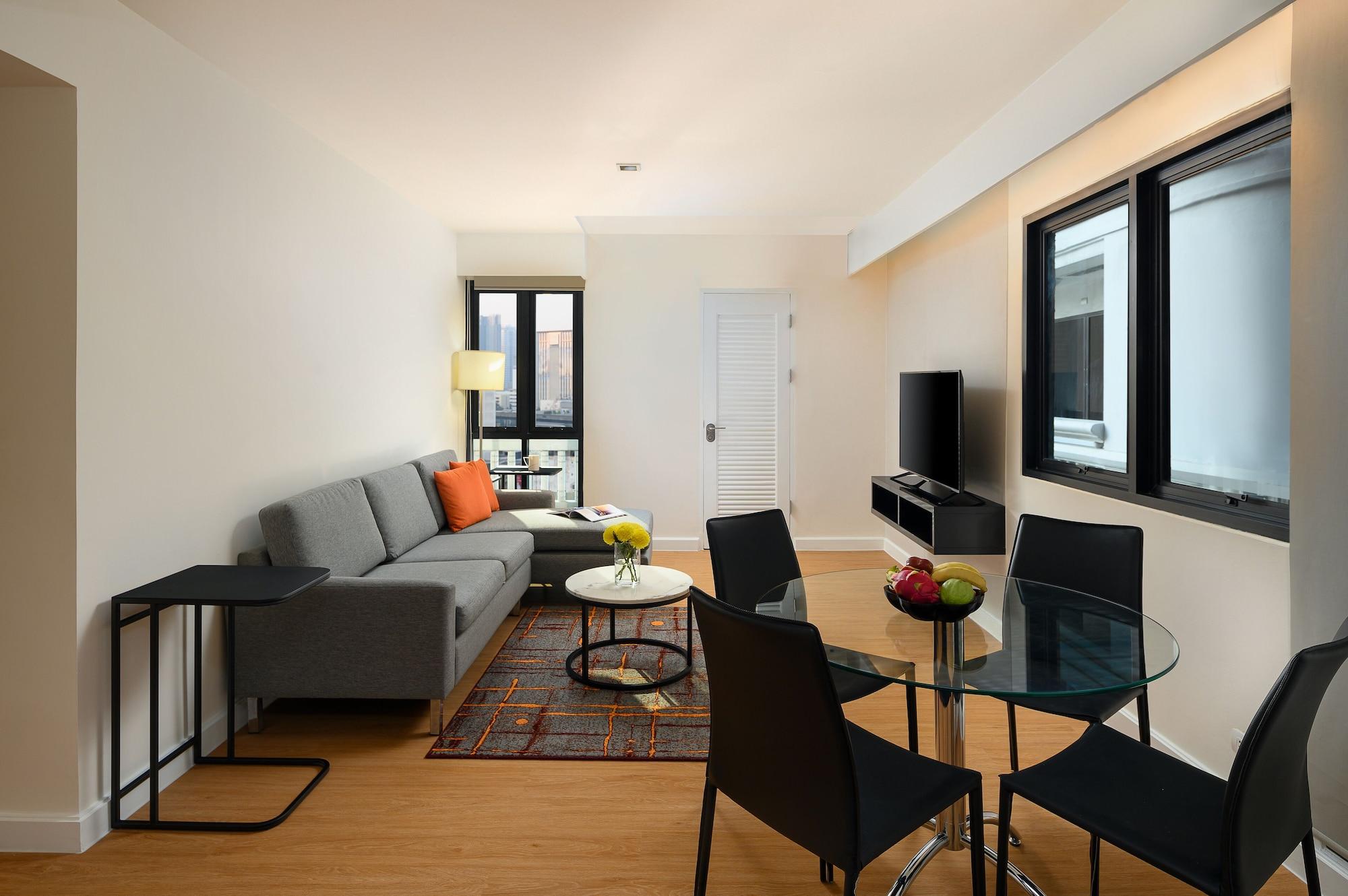 Parkroyal Suites Bangkok Zewnętrze zdjęcie