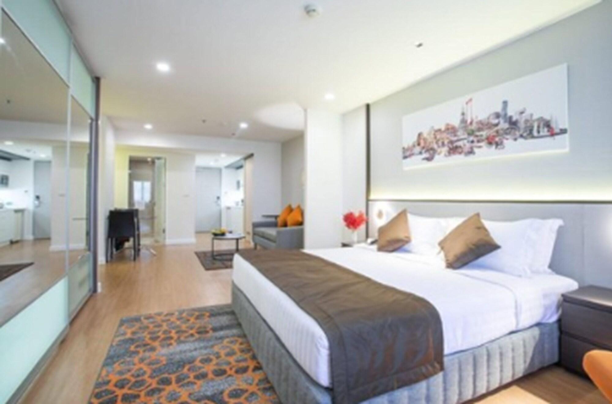 Parkroyal Suites Bangkok Zewnętrze zdjęcie